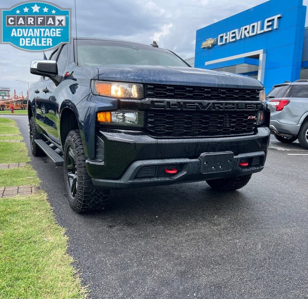 2021 Chevrolet Silverado 1500 Custom Trail Boss in Northsky Blue Metallic — front three-quarter view
