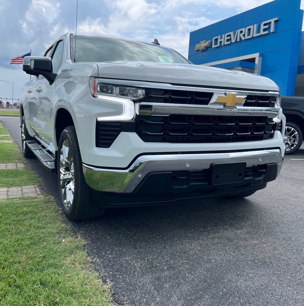 2026 Chevrolet Silverado 1500 LT in Summit White — front three-quarter view