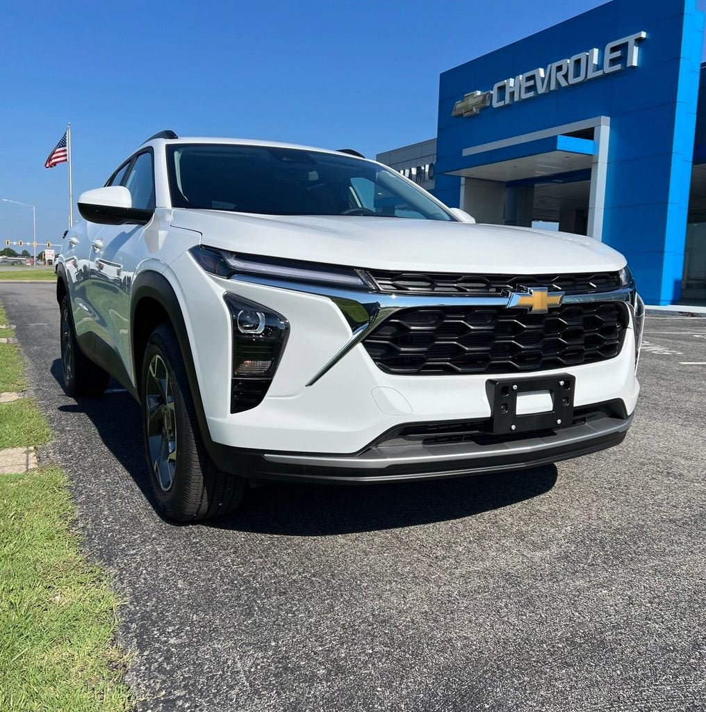 2026 Chevrolet Trax LT in Summit White — front three-quarter view