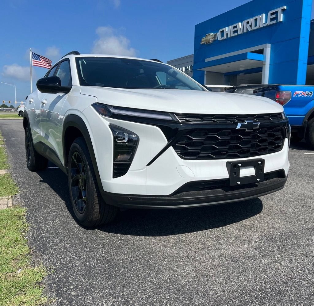 2026 Chevrolet Trax LT in Summit White — front three-quarter view